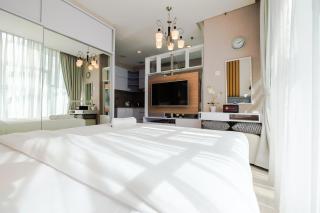 Brooklyn Alam Sutera Studio Apartment with Sofa Bed By Travelio - 5