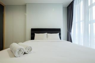 Well Furnished 1BR Brooklyn Alam Sutera Apartment By Travelio - Dongkal Dua - 2