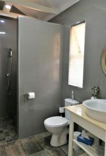 At 98 on Lynburn Guest House - Pretoria - 5
