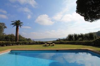 La Pierre - Grimaud - 1