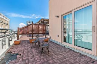 Stunning Apartments Close to City Attractions - New Orleans - 2