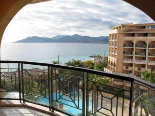 Cannes apartment with sea view, aircondition and parking - 9