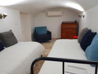 SUPERBE SOUPLEX PLEIN COEUR VIEILLE VILLE - Antibes - 3
