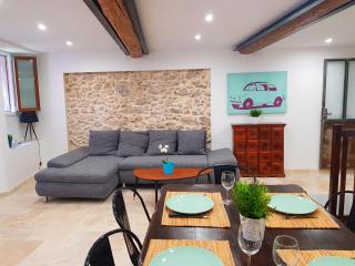 SUPERBE SOUPLEX PLEIN COEUR VIEILLE VILLE - Antibes - 8