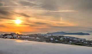 Luna Santorini Suites - Pyrgos - 9