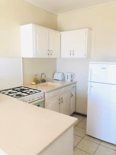 Rosewood Apartment Hotel - 4