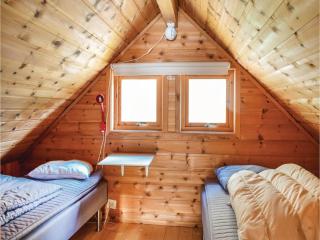 3 Bedroom Lovely Home In Vallavik - 9