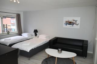 Fastliving Apartment Hotel - 9