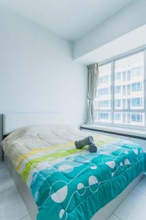 Shawn Akademic Suites Pool View @ Mount Austin - 7