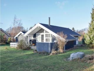 Three-Bedroom Holiday Home In Humble - Humble - 8