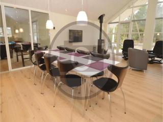 Five-Bedroom Holiday Home In Blavand - Blåvand - 2
