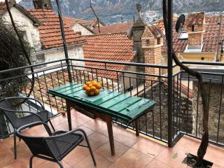 Chic & Stylish with Seaview-Terrace - Kotor Indah - Kotor - 8