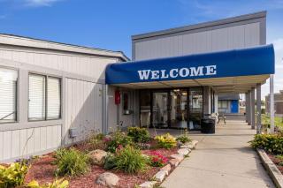 Rodeway Inn Near Hall of Fame - Canton - 8