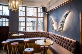Three Falcons - Londres - 2