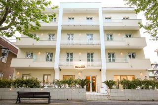 Hotel Bergamo - Rimini - 0