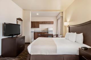 Baymont by Wyndham Clute Lake Jackson - Clute - 1