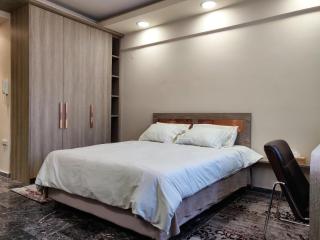 Agias Sofias Street Luxurious Studio - 9