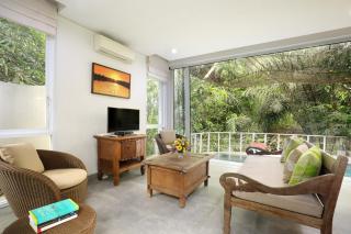 Waterfall Villa Ubud - Ubud - 4