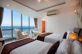 Corvin Hotel - 1