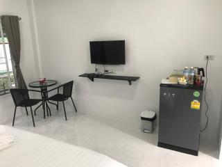 Airport Pearl Residence - Nai Yang Beach - 4