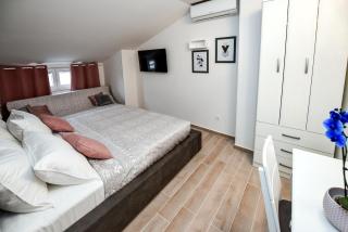 Apartments Miki 2 - Novalja - 7