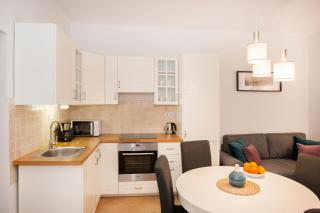 CHRISTINE-2 BEDROOMS APARTMENT IN THE DOWNTOWN - Budapest - 9