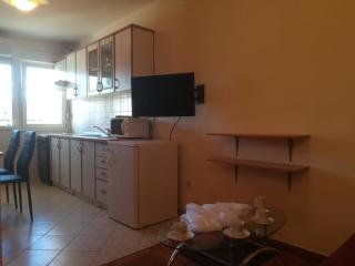Apartments with WiFi Sibenik - 16292 - 1