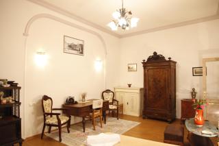Art House Petunia - Tbilisi - 9