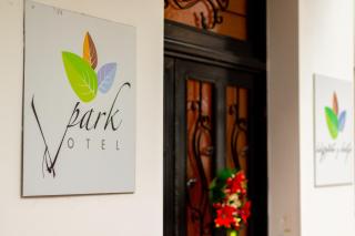 V Park Hotel - Tbilisi - 5