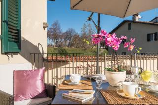 Tornese Apt overlooking the Walls and Parking - 5