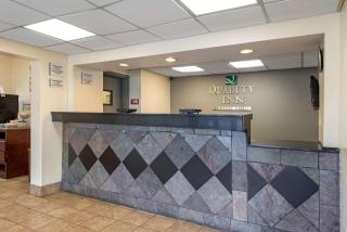 Quality Inn & Suites Lafayette I-65 - Lafayette - 9