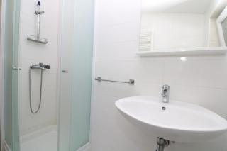 Double Rooms Jasna with Sea View - Baška - 6