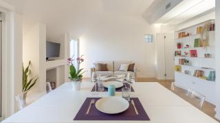 Stunning View Apartment - Milan - 1