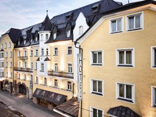 Hotel Grauer Bär - Innsbruck - 0