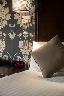 Wessex Hotel - Street - 2