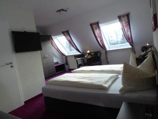Pension am Weinberg Bed & Breakfast - Mainstockheim - 4