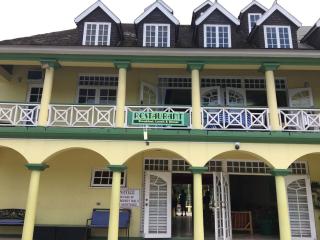 Castle by the Shore - Ocho Rios - 7