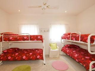 Karingal just minutes from Blueys Beach - Charlotte Bay - 1