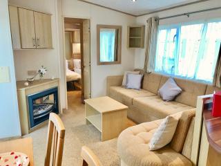 Heacham Golden Sunset Pets go Free linen included - Hunstanton - 3