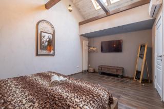 2-Bedroom Elegant Apartment in Mediterranean Style - Sofia - 1