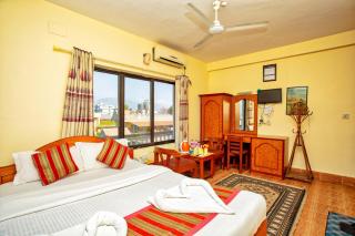 Hotel Grand Holiday - 1