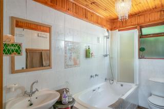 Stellata - fitted with an inverter - Knysna - 6
