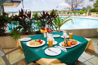 Crown Point Beach Hotel - Crown Point - 3