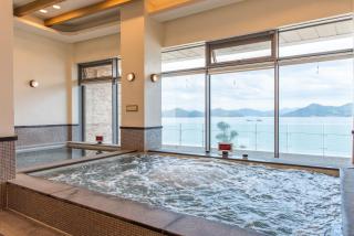 Stanford Hotel&Resort Tongyeong - Tongyeong - 1