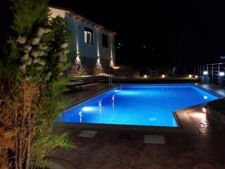 Chania Village - Charoupia & Daphne Villas - Private Pools - Afráta - 8