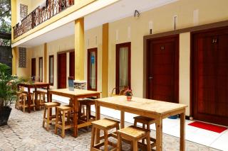 Ombey Guest House - Bogor - 2
