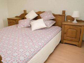 Pet-Friendly Home w Garden - 1