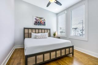 4BR Condo with Luxury Amenities - New Orleans - 1