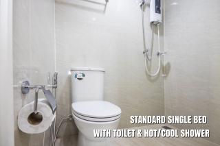Royale 8 Ville Guest House - Bangkok - 9