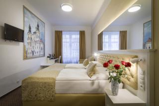 Hotel Taurus - Prague - 4